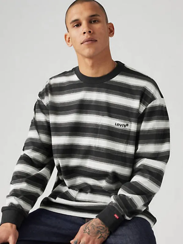 Long Sleeve Authentic Pocket T-Shirt sold by Levi's