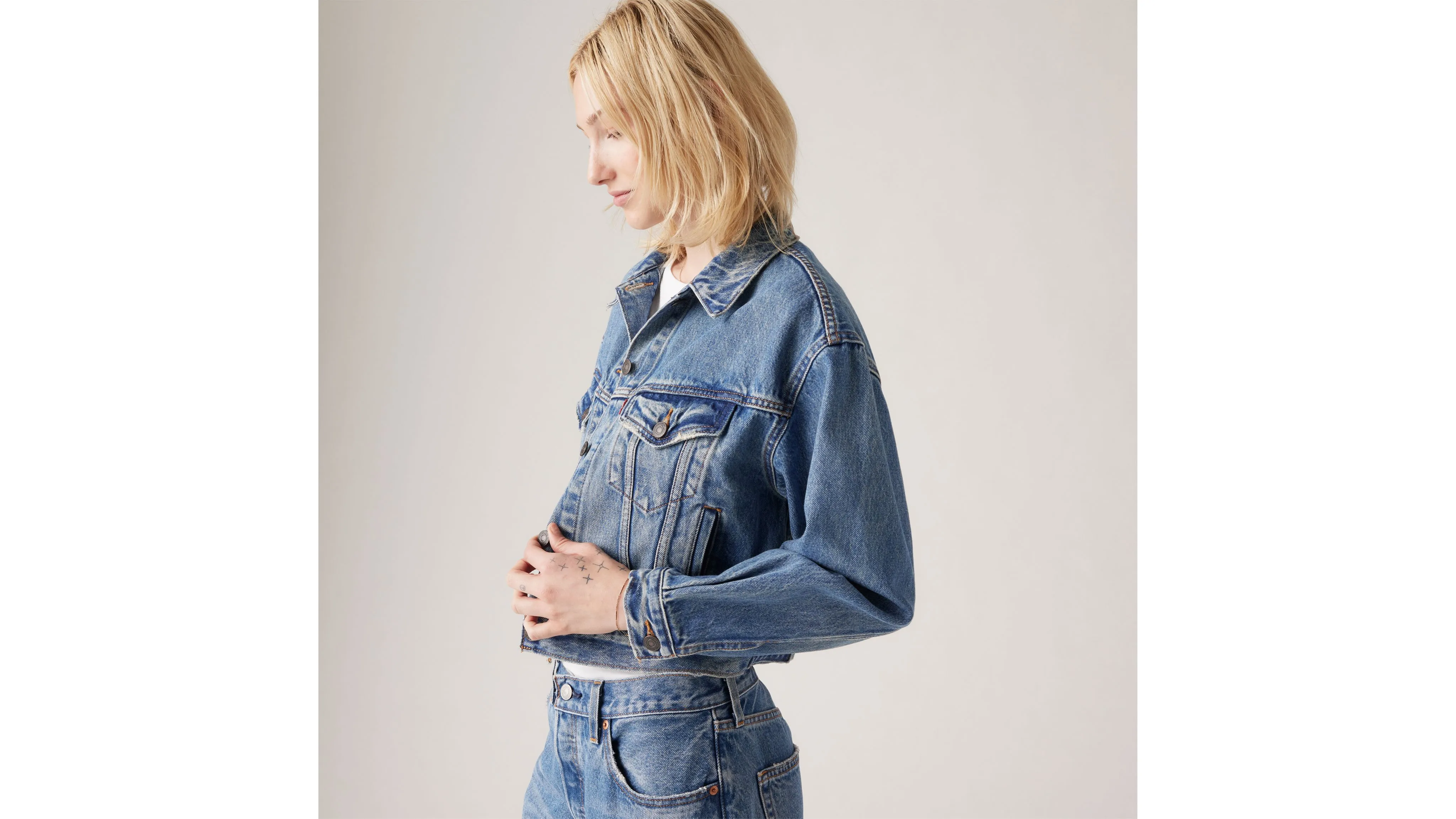 Shrunken '90s Trucker Jacket sold by Levi's product image thumbnail 4