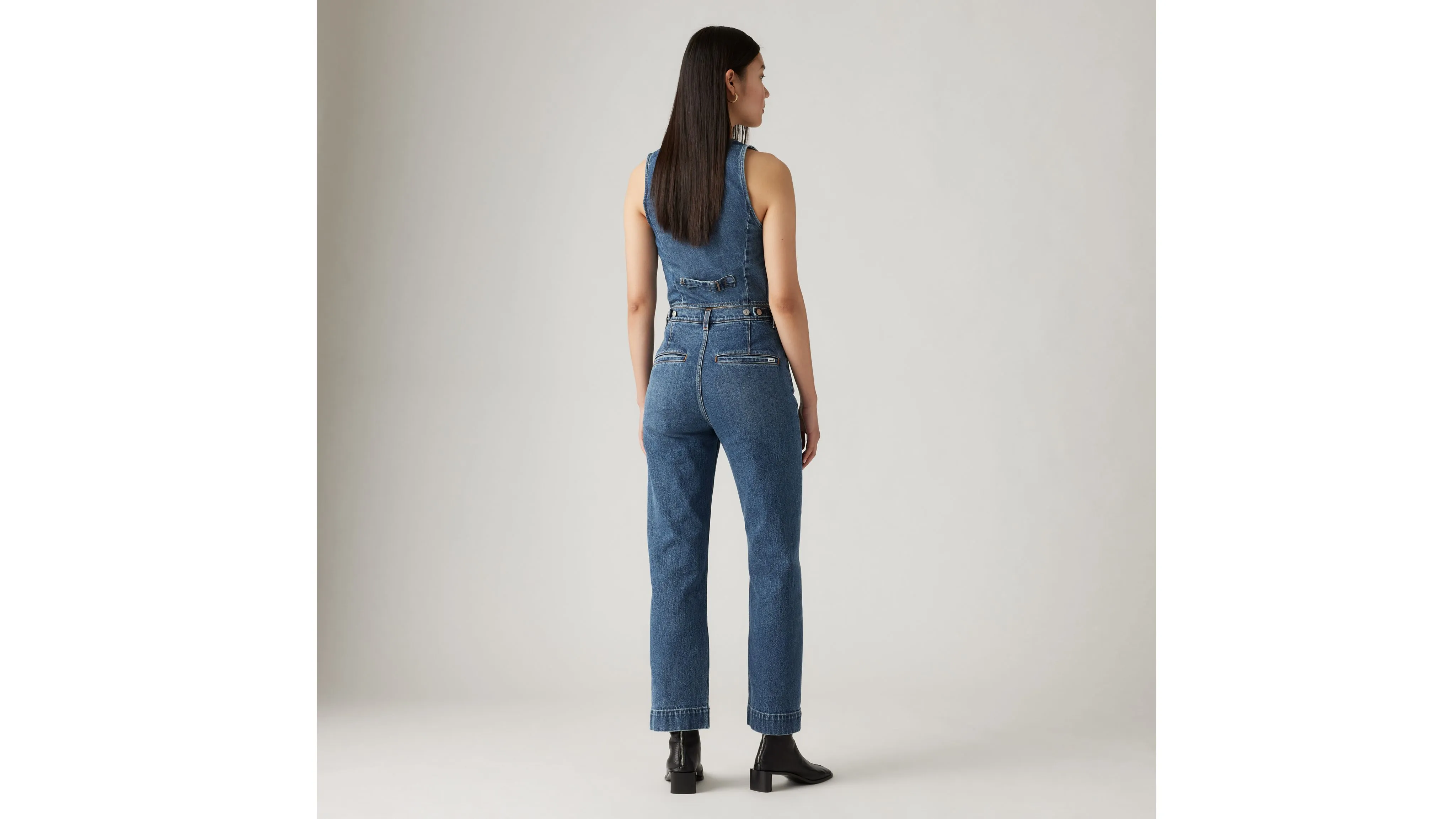 Ribcage Straight Ankle Tailored Women's Jeans sold by Levi's product image thumbnail 3