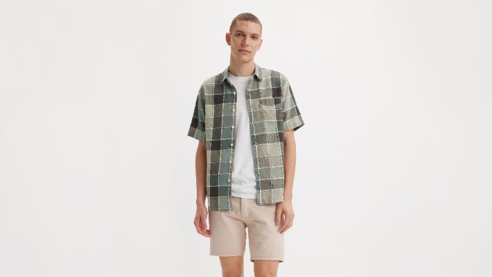 Short Sleeve Classic Standard Fit Shirt sold by Levi's