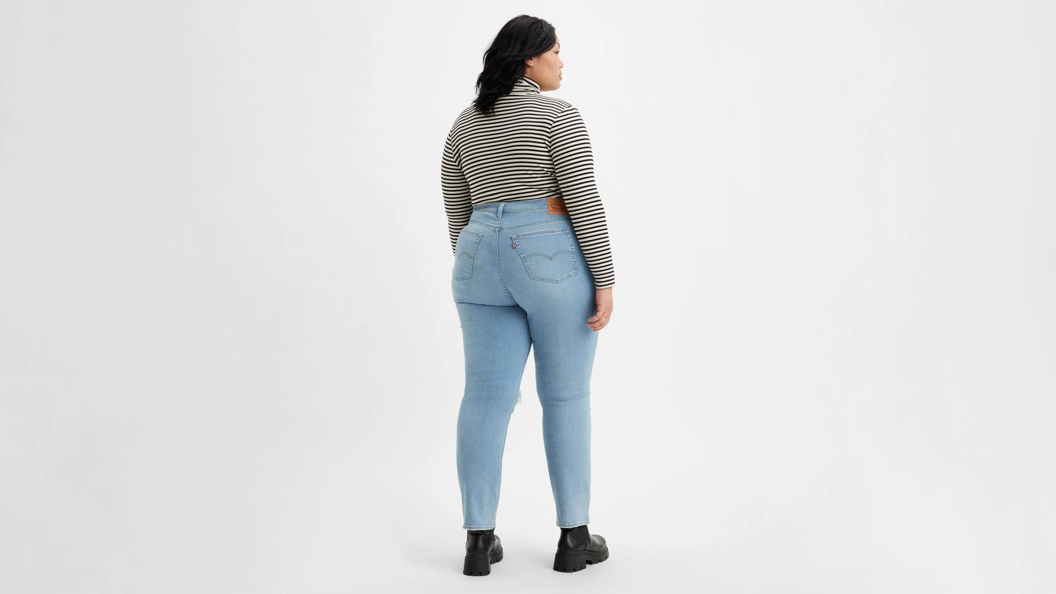 724 High Rise Slim Straight Fit Women's Jeans (Plus) sold by Levi's product image thumbnail 3