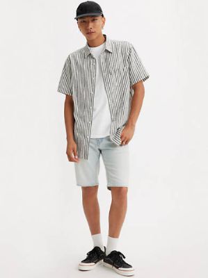 412 Slim Fit 9" Men's Shorts sold by Levi's