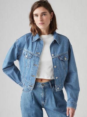 Featherweight Trucker Jacket made by Levi's