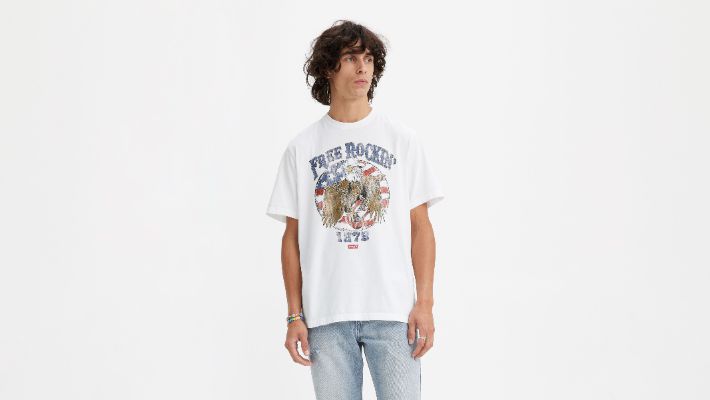 Relaxed Fit Short Sleeve T-Shirt sold by Levi's
