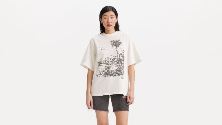 Graphic Short Stack T-Shirt sold by Levi's