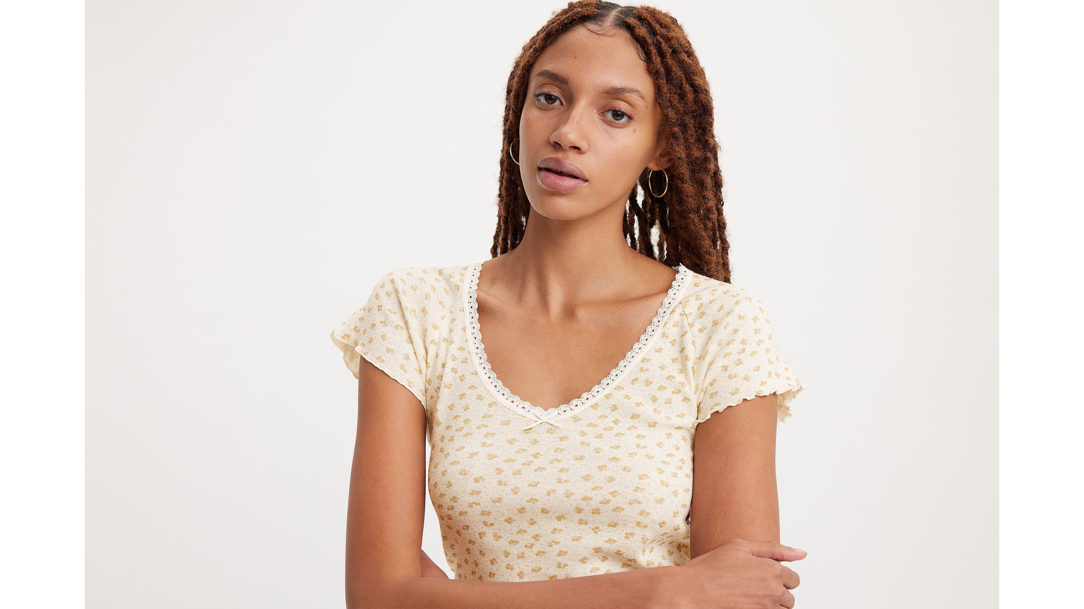 Dry Goods V Neck T-Shirt sold by Levi's product image thumbnail 4