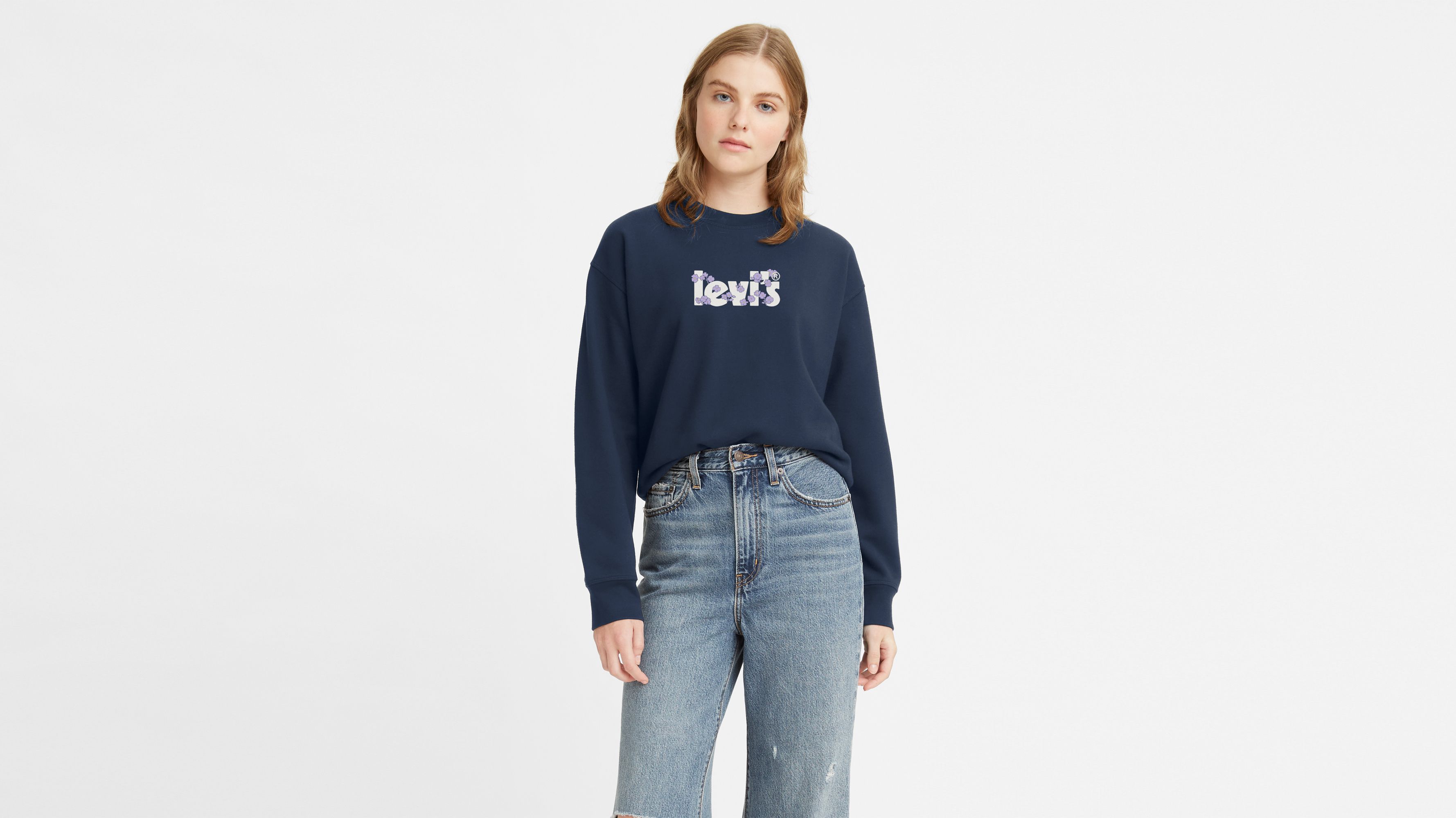 Graphic Standard Crewneck Sweatshirt sold by Levi's