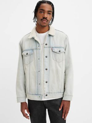 Relaxed Fit Sherpa Trucker Jacket sold by Levi's