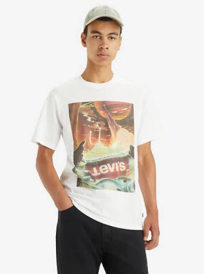 Relaxed Fit Short Sleeve T-Shirt sold by Levi's