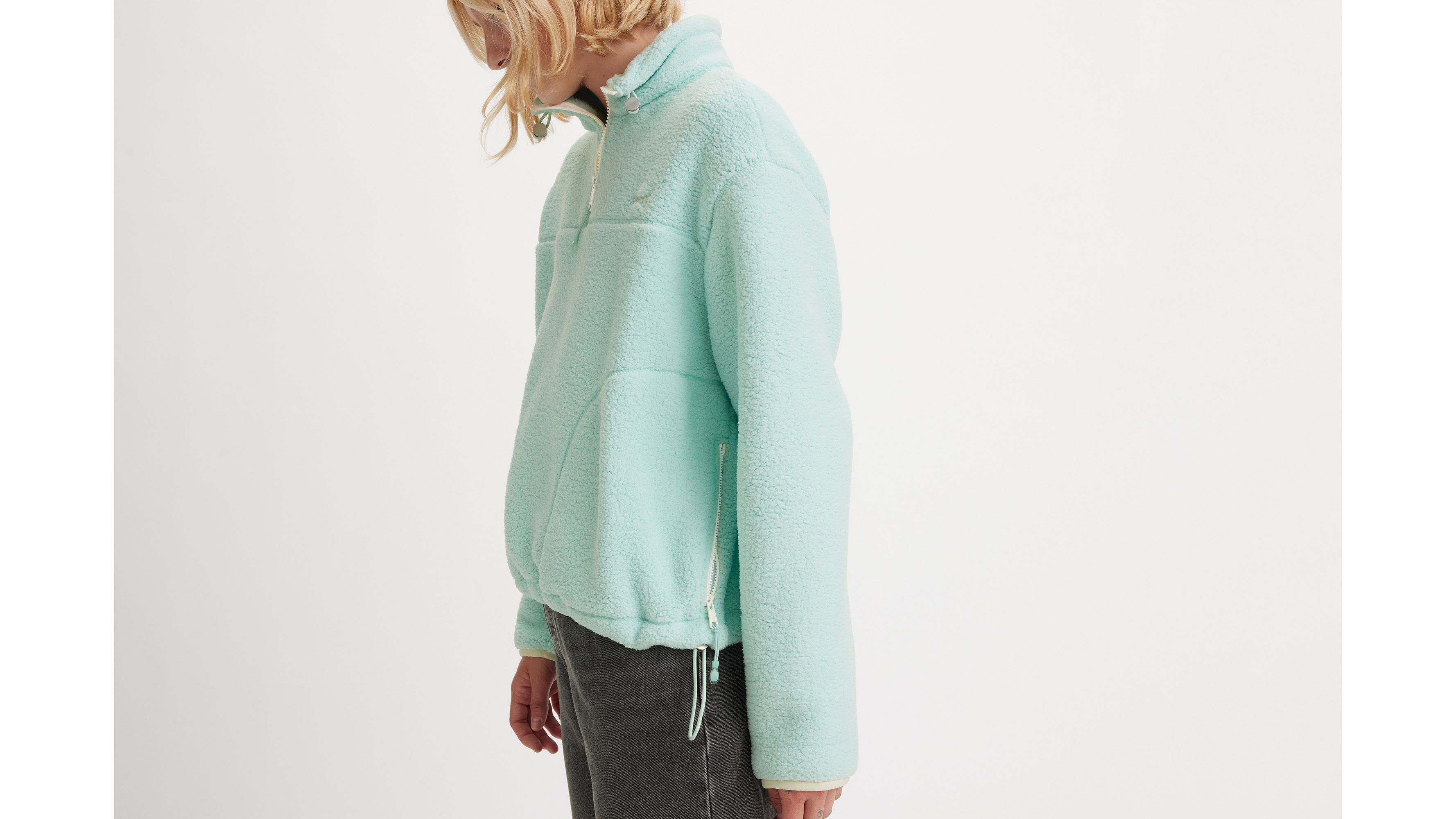 Big Foot Sherpa 1/4 Zip Sweatshirt sold by Levi's product image thumbnail 4