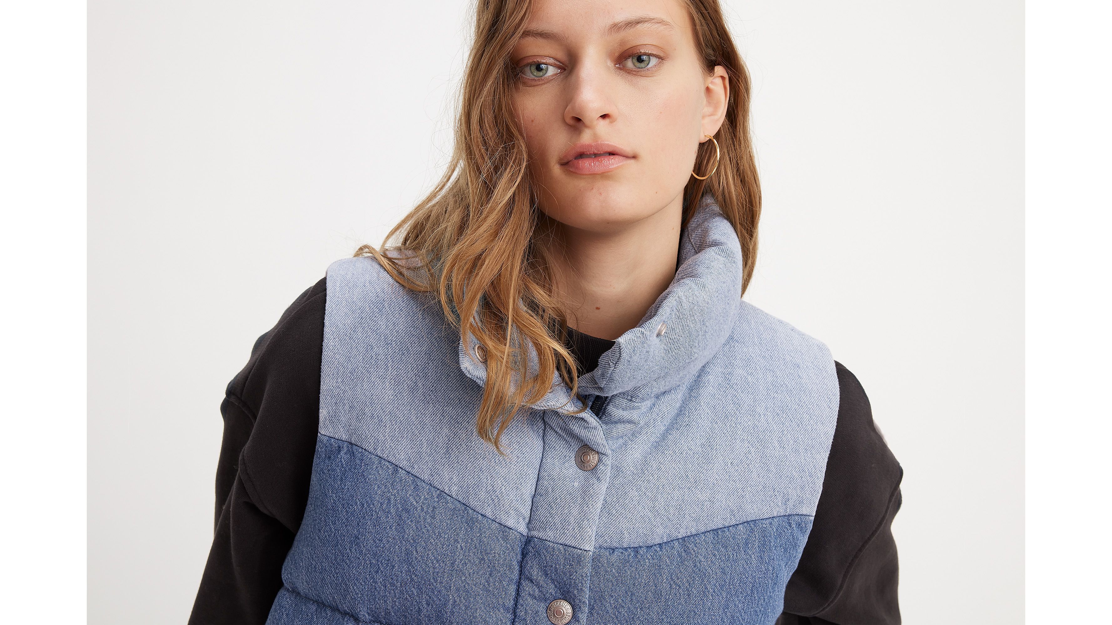 Juno Western Puffer Vest sold by Levi's product image thumbnail 4