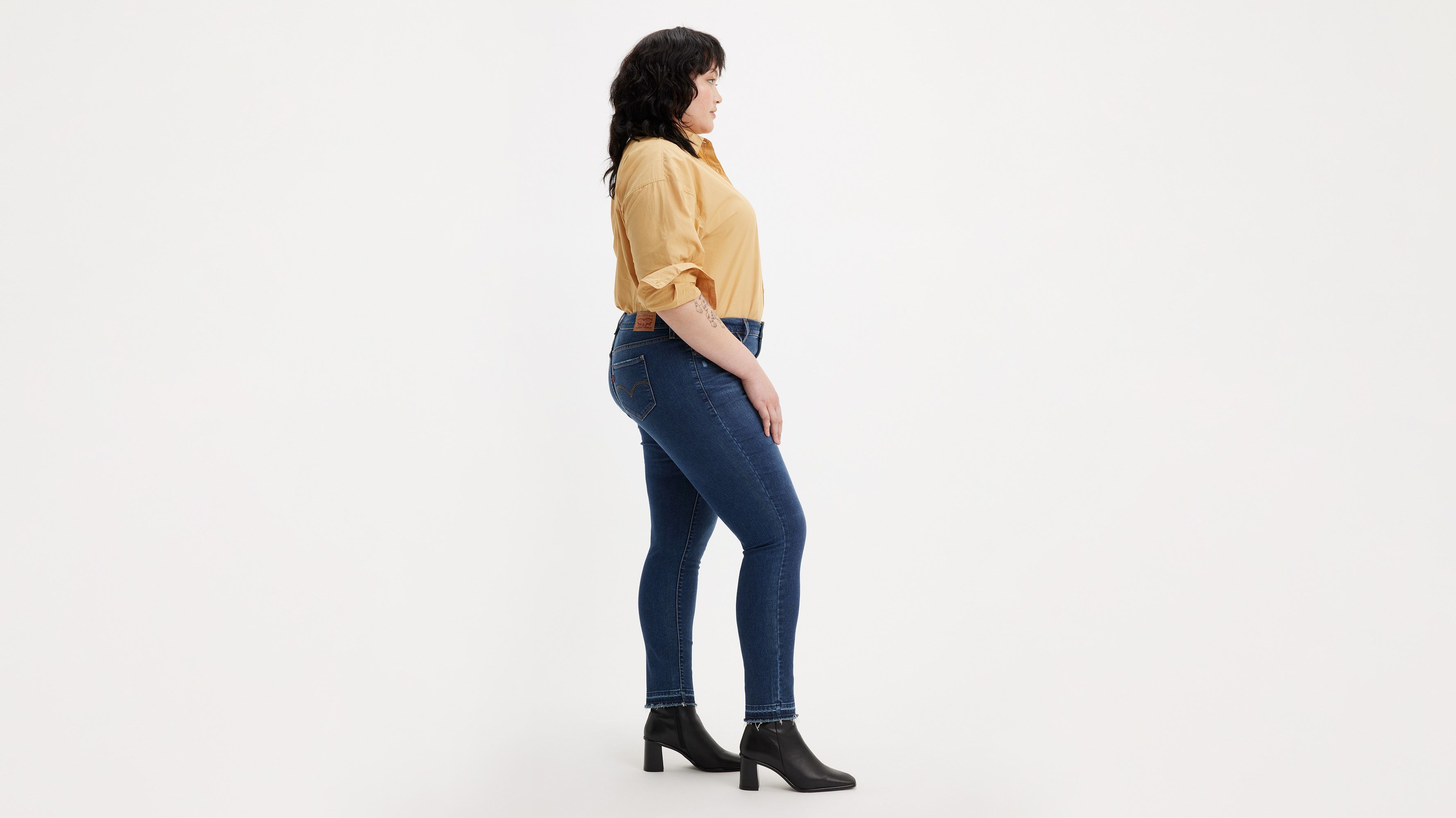 311 Shaping Skinny Women's Jeans (Plus Size) sold by Levi's product image thumbnail 2