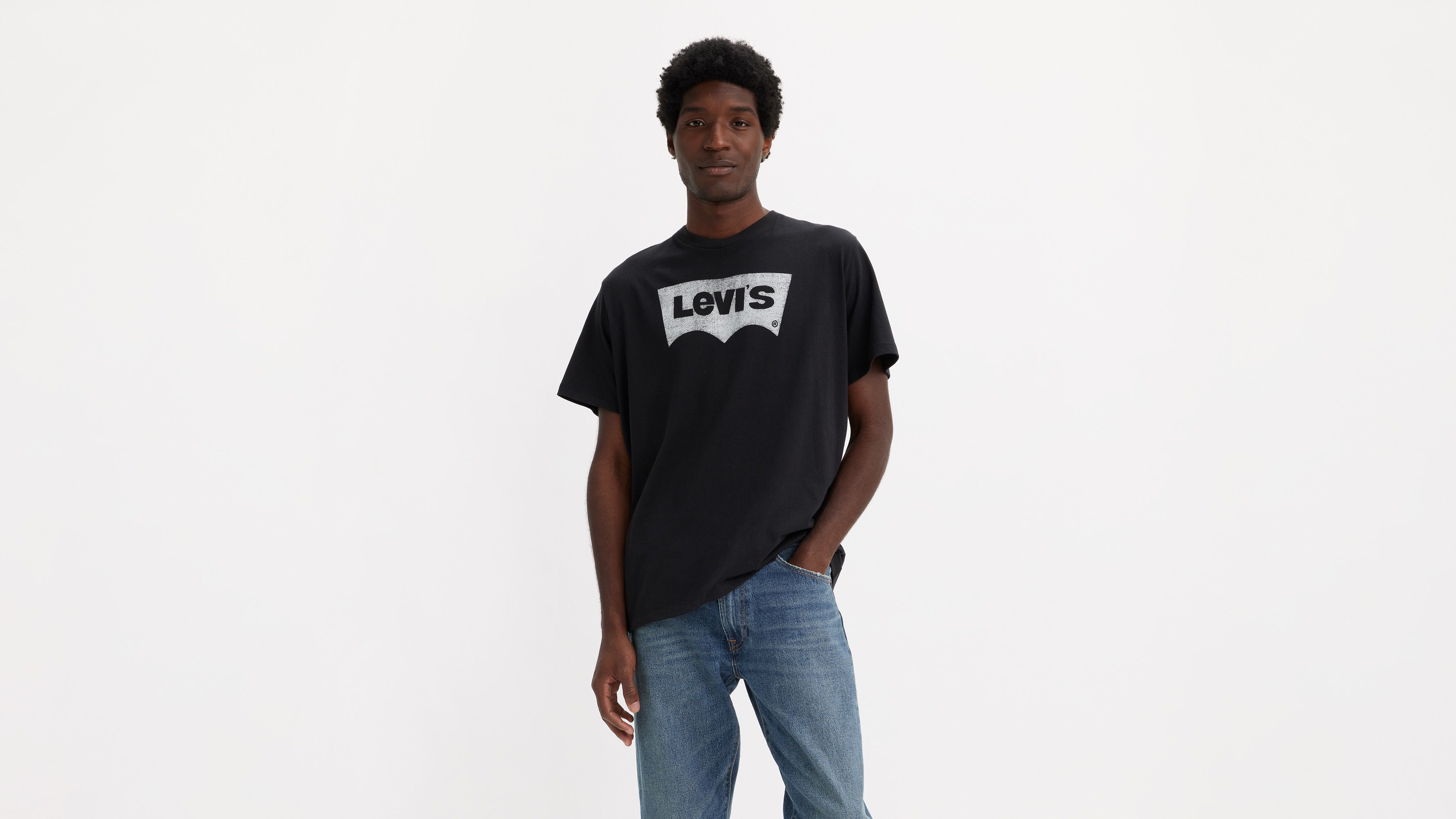 Classic Graphic T-Shirt sold by Levi's product image thumbnail 2