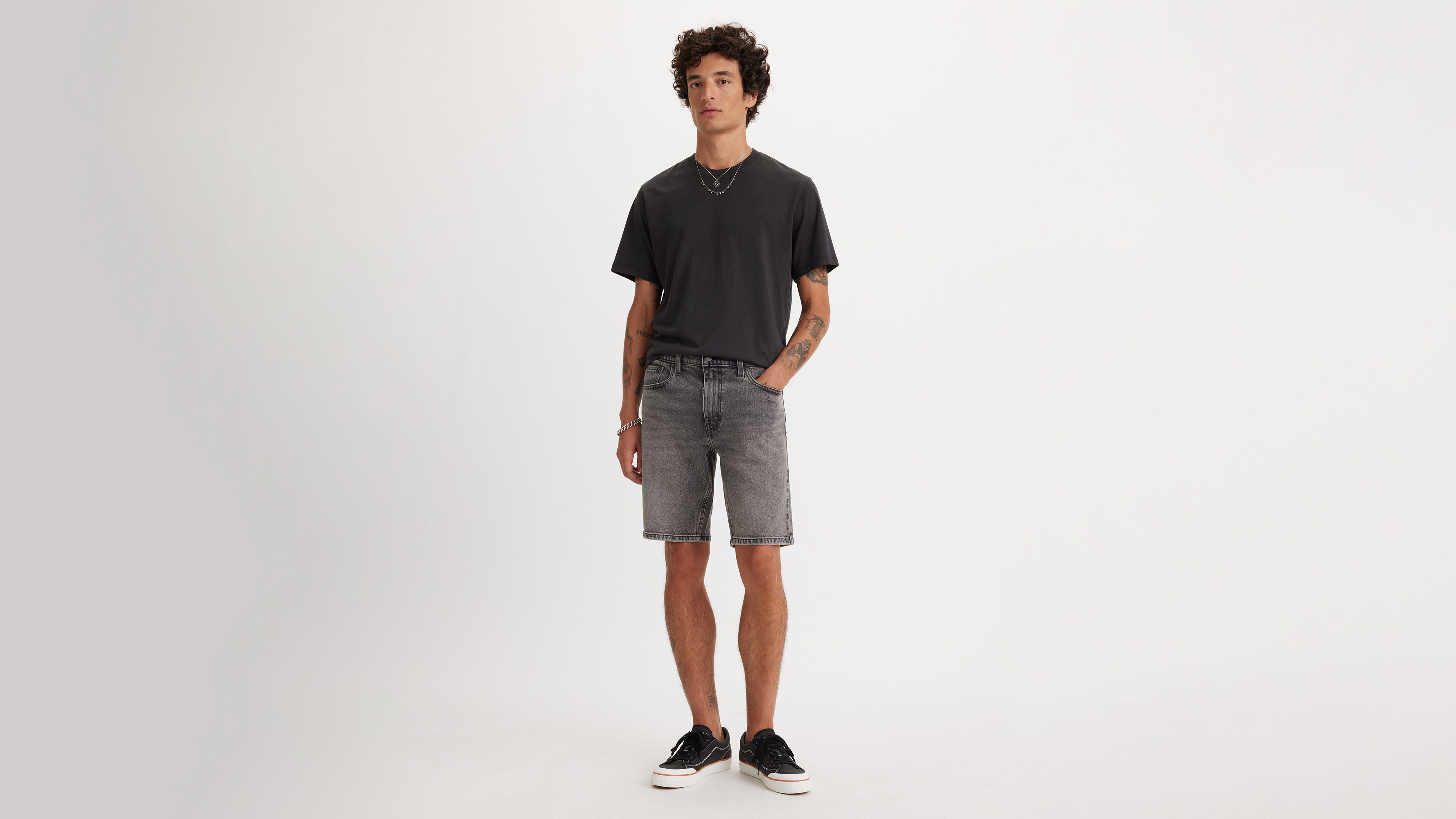 405 Standard 10" Men's Shorts sold by Levi's