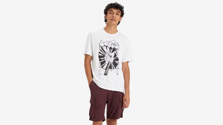 Relaxed Fit Short Sleeve Graphic T-Shirt sold by Levi's