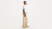 568™ Stay Loose Men's Jeans sold by Levi's