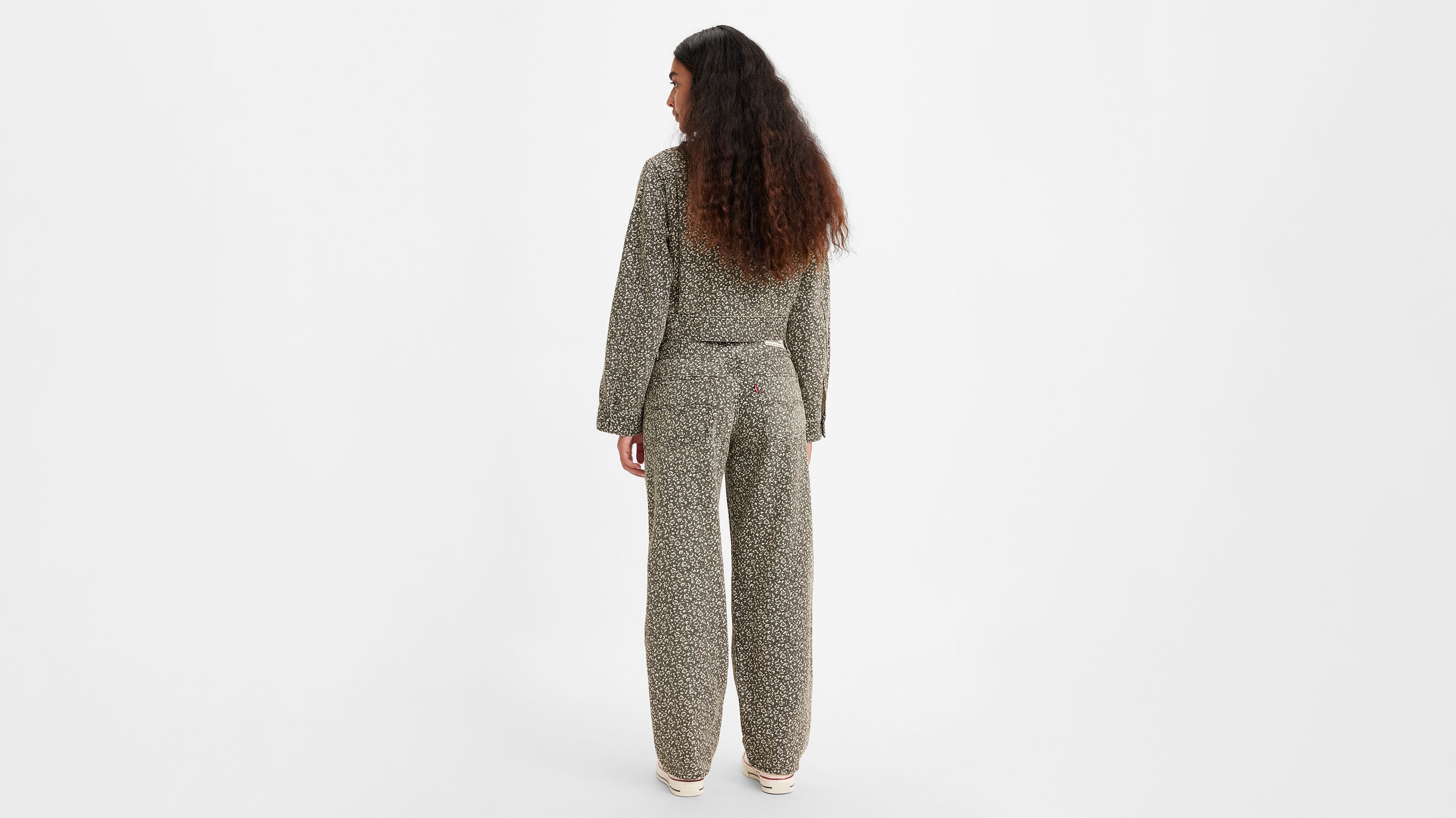 Levi's® Wellthread® Baggy Dad Women's Jeans sold by Levi's product image thumbnail 4
