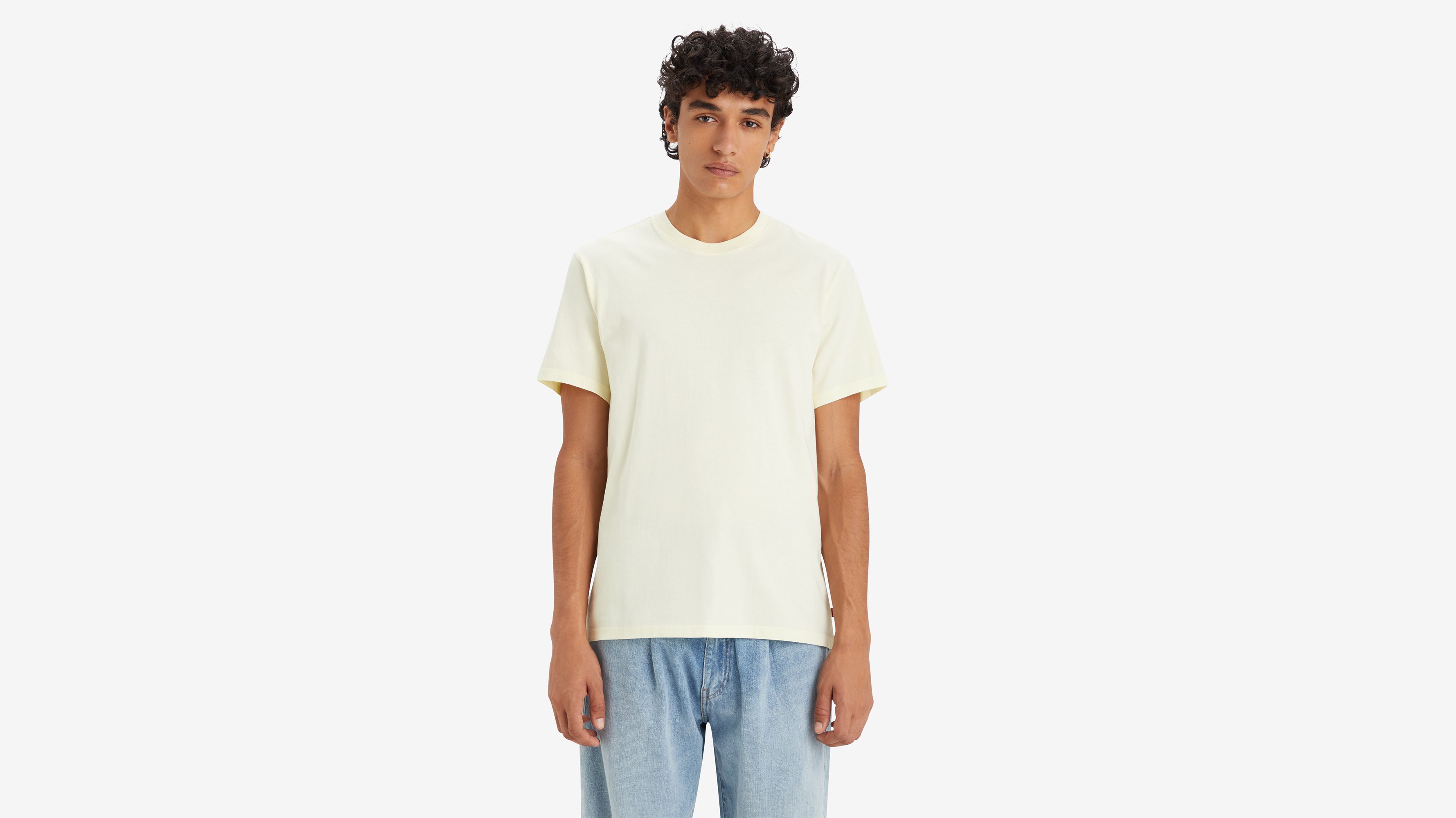 Essential T-Shirt sold by Levi's product image thumbnail 2