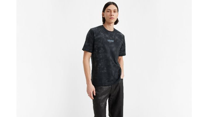 Relaxed Fit Short Sleeve T-Shirt made by Levi's
