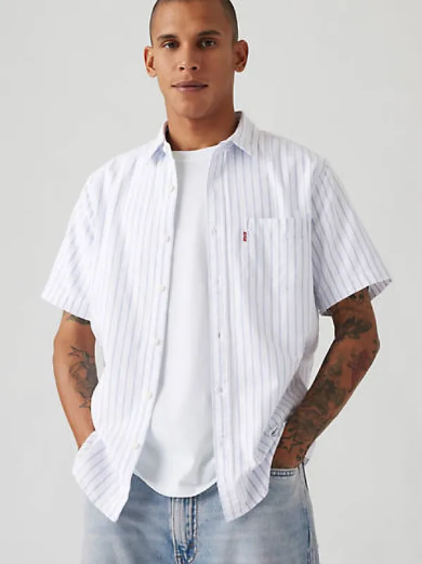 Short Sleeve Classic One Pocket Standard Fit Shirt sold by Levi's