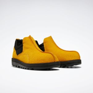Reebok Footwear Men Beatnik Sandals Cogold/Cogold/Cblack sold by Reebok