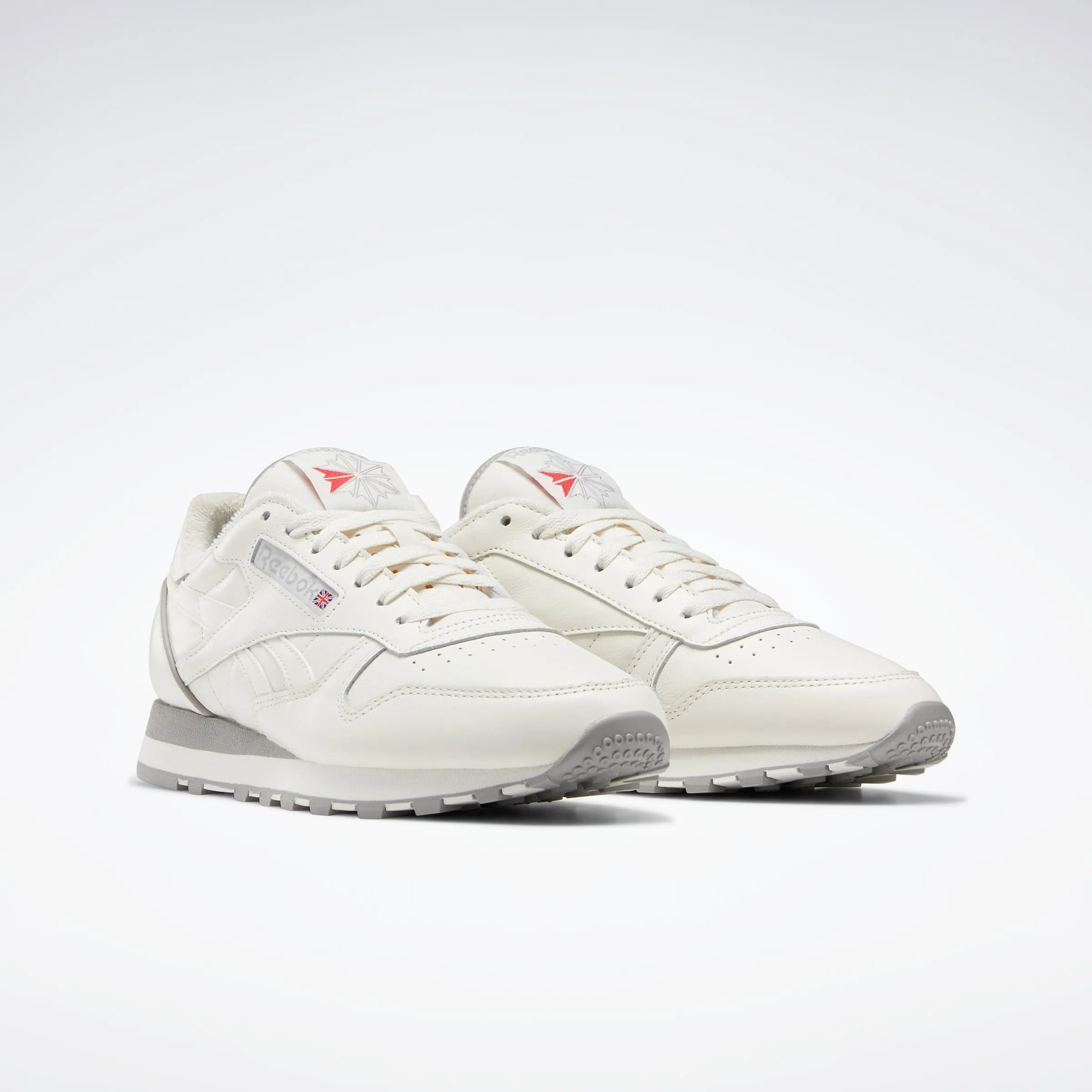 Reebok Footwear Men Classic Leather 1983 Vintage Shoes Chalk/Chalk/Vecred sold by Reebok product image thumbnail 3