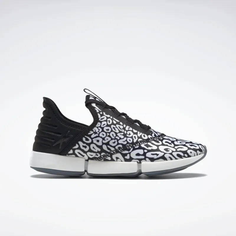 Reebok Footwear Women  Cblack/Clgry1/Ftwwht sold by Reebok