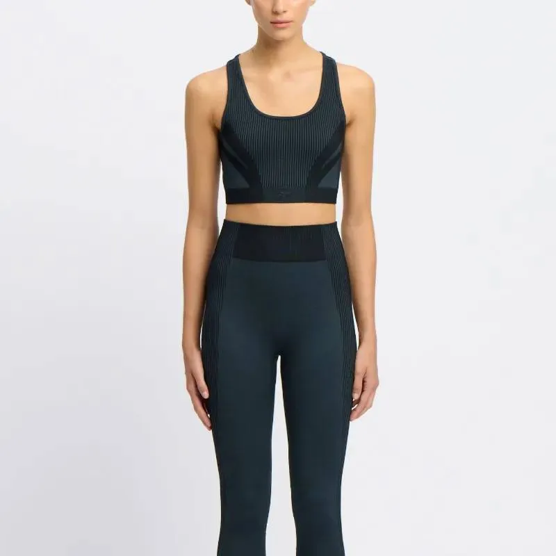 Reebok Apparel Women RBK-Lab Seamless Sports Bra BLACK sold by Reebok