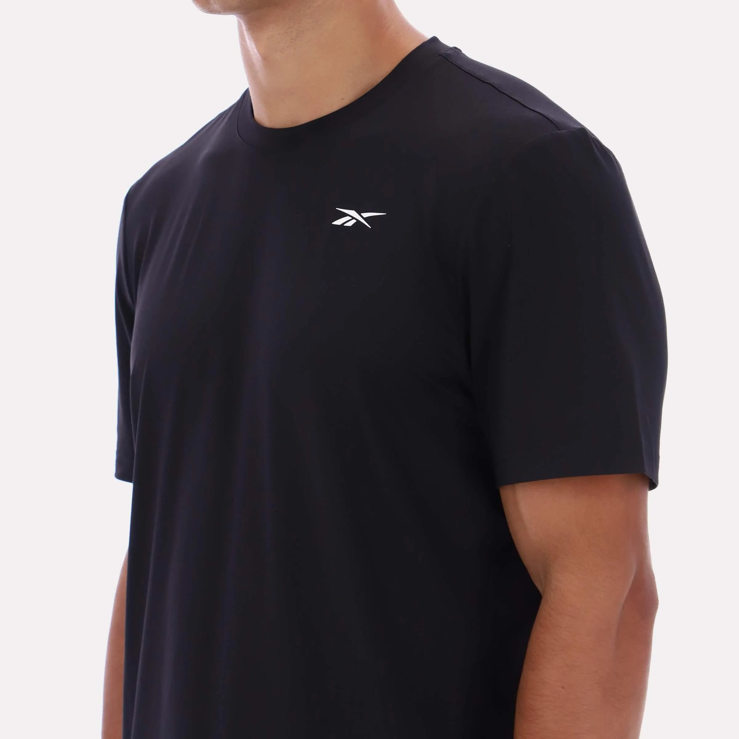 Reebok Apparel Men Core Move T-Shirt BLACK sold by Reebok product image thumbnail 4