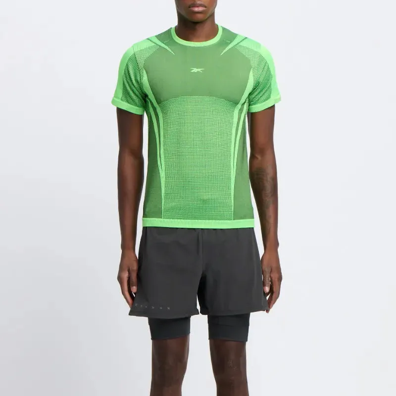 Reebok Apparel Men RBK-Lab Tech T-Shirt WASHED BLACK sold by Reebok