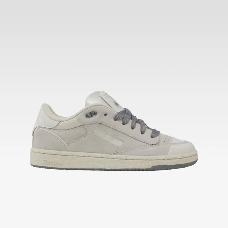 Reebok Footwear Women Club C Bulc Shoes CHALK/ALABAS/PUGRY5 sold by Reebok