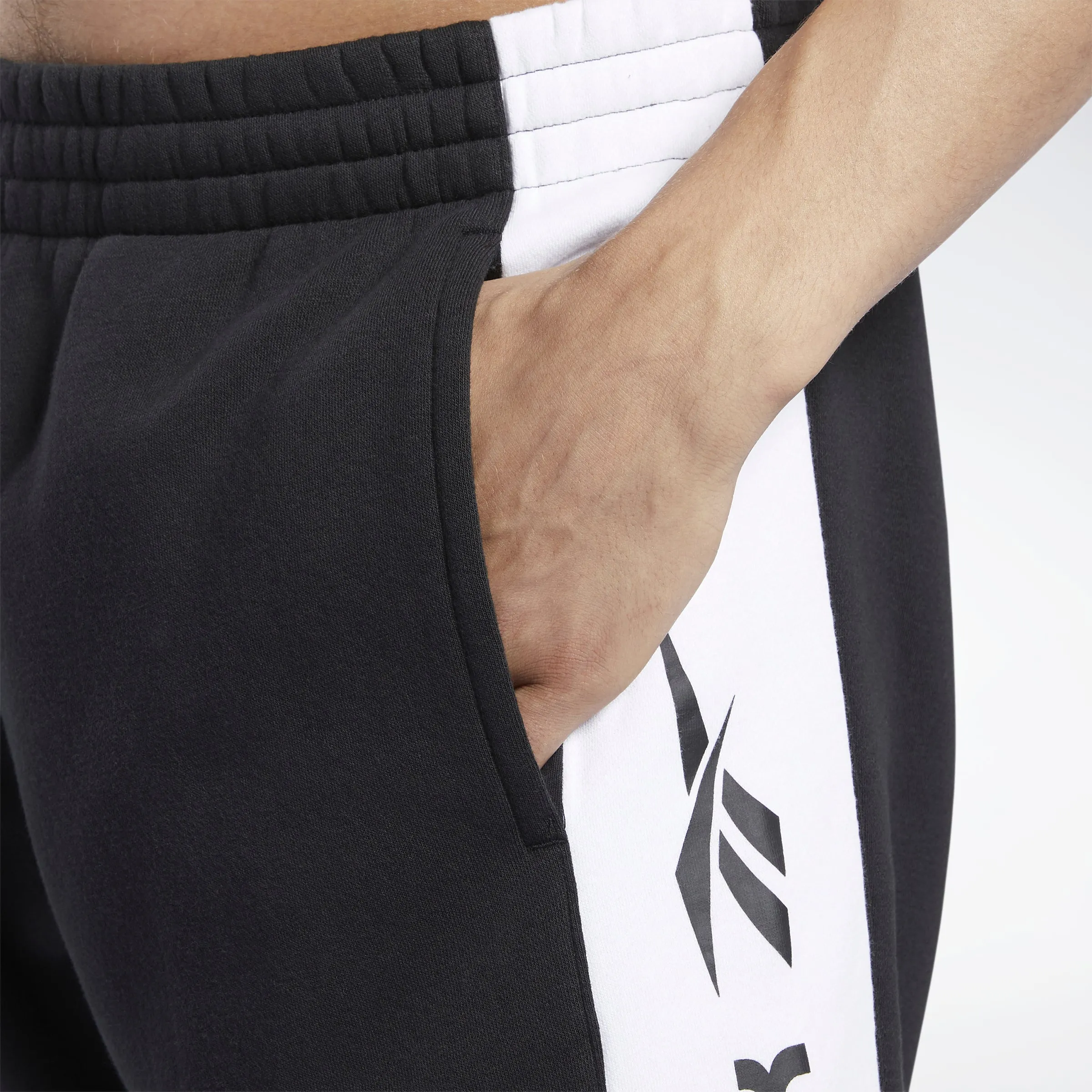 Reebok Apparel Men Classics Linear Pants Black sold by Reebok product image thumbnail 4