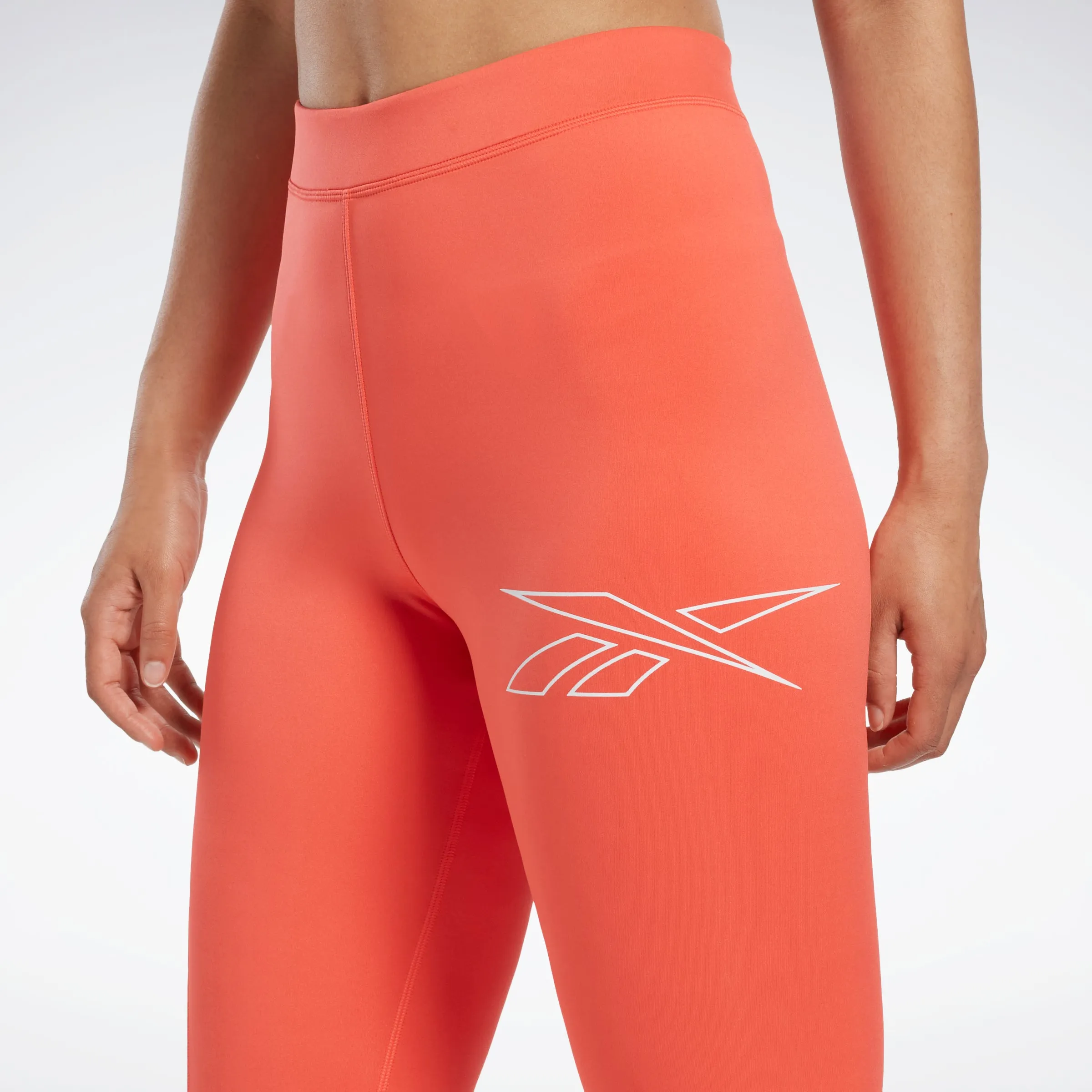 Reebok Apparel Women Running Vector Leggings Smorfl sold by Reebok product image thumbnail 4