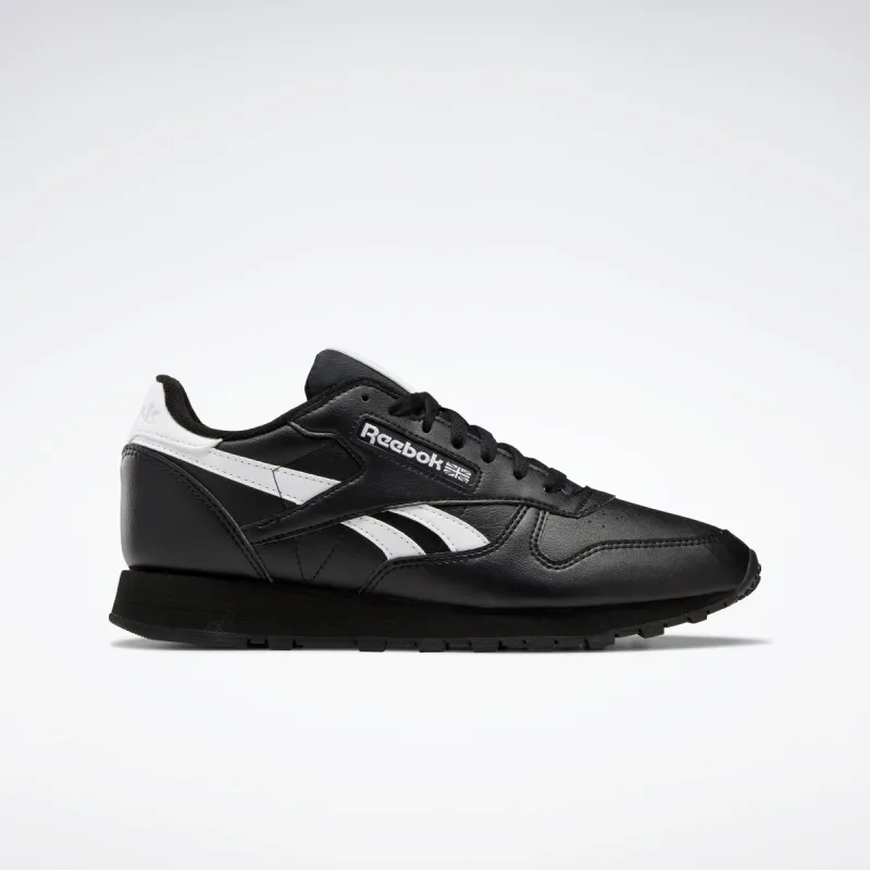 Reebok Footwear Men Classic Vegan Shoes Cblack/Ftwwht/Cblack sold by Reebok