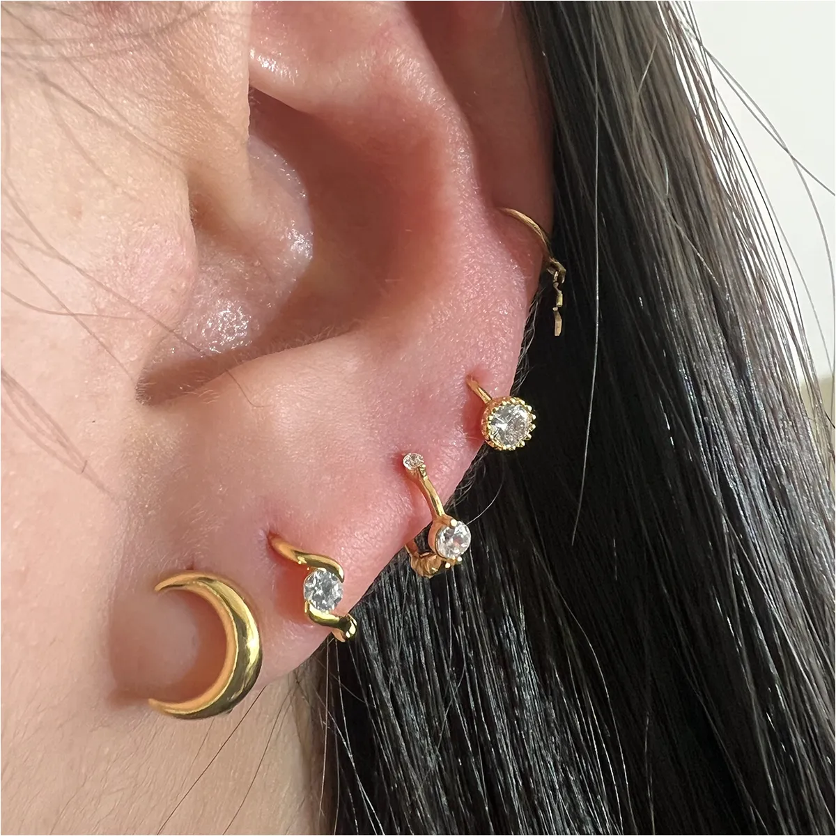 Circle Cubic Huggie Earring sold by NABI LONDON product image thumbnail 3
