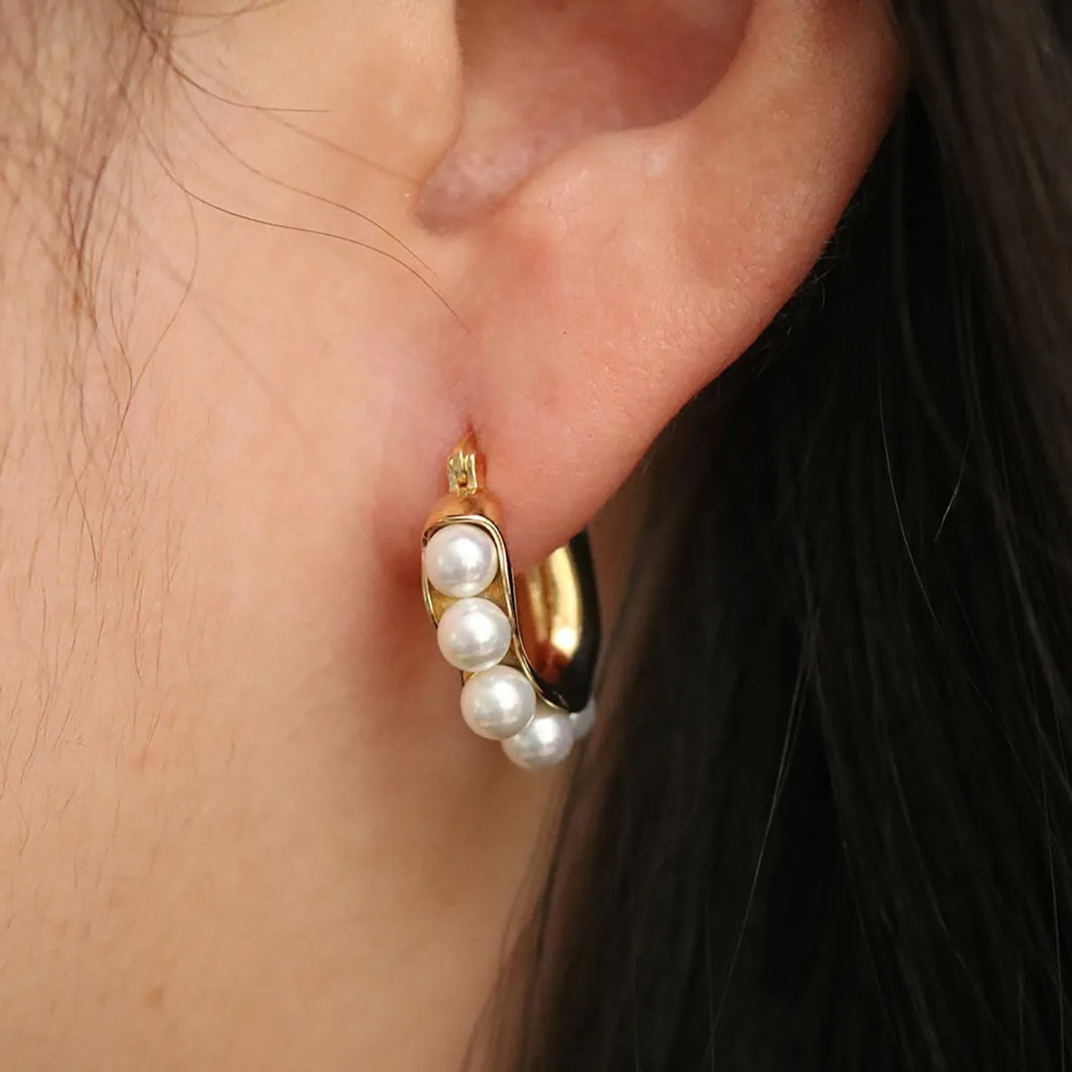 Chunky Beans Pearl Earrings sold by NABI LONDON product image thumbnail 2
