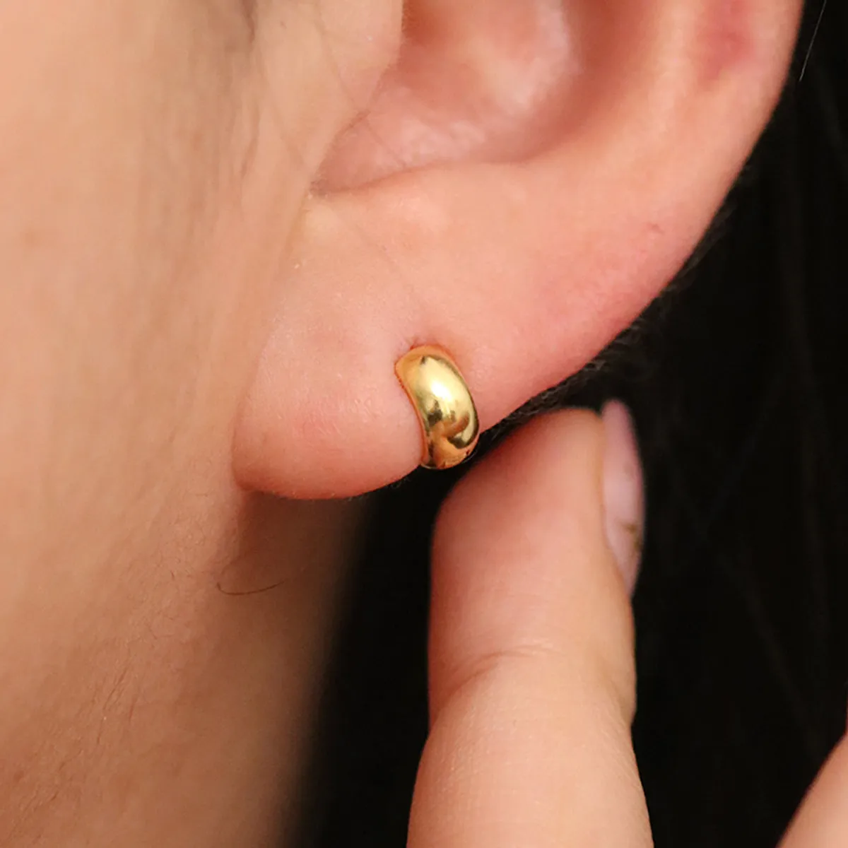 Simple Bold Huggie Earrings sold by NABI LONDON product image thumbnail 2