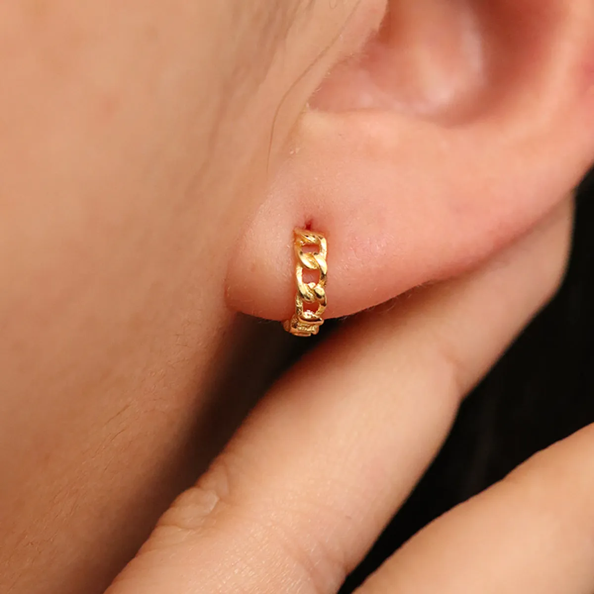 8mm Rope Huggie Earrings sold by NABI LONDON product image thumbnail 4