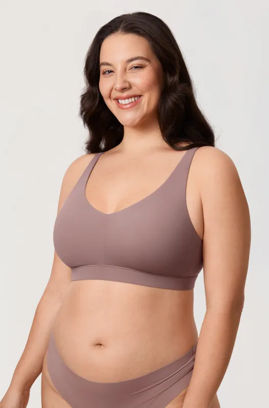 Full Coverage Seamless Bra sold by Essenther