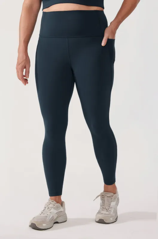 Yoga Leggings 25" with Pockets sold by Essenther