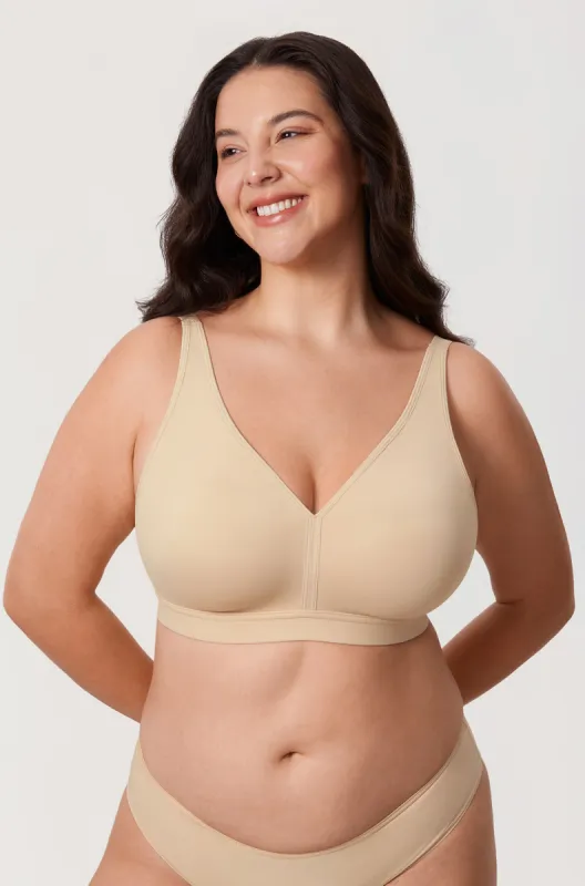 Full Coverage Wireless Unlined Bra sold by Essenther