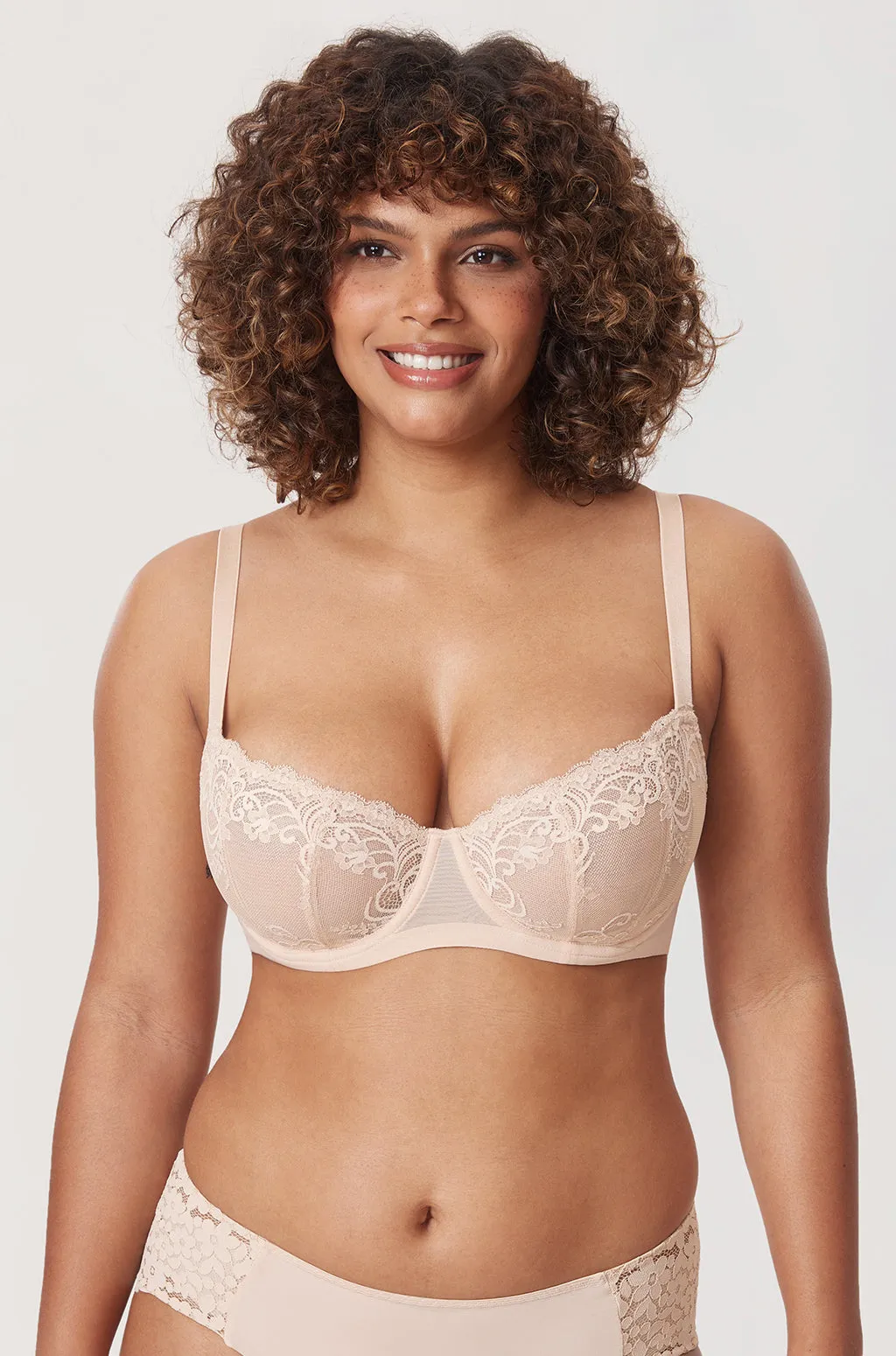 Vintage Lace Balconette Bra sold by Essenther