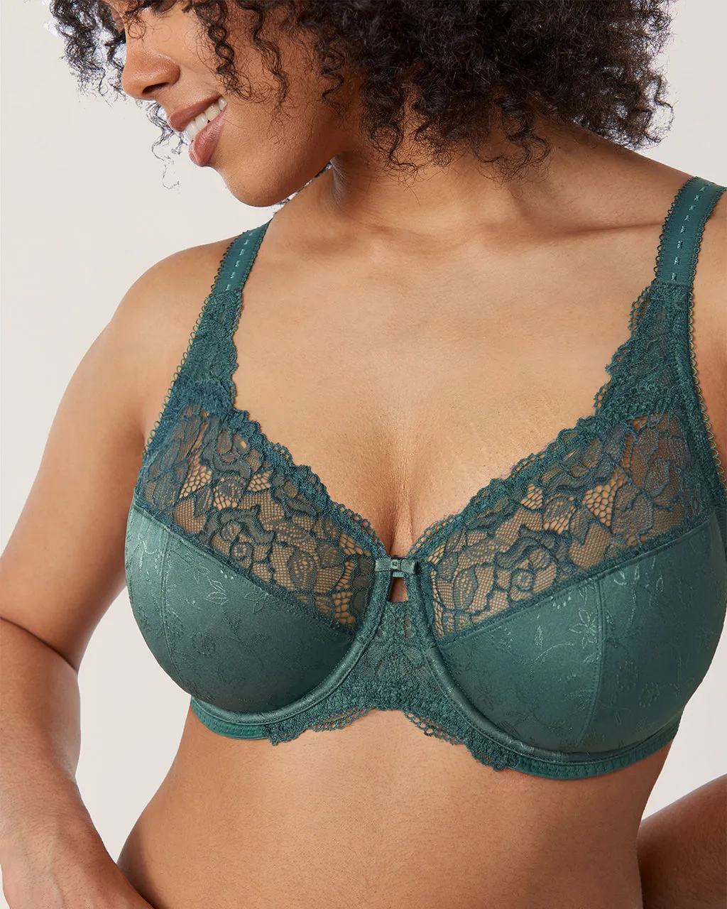 Beauty Lace Bra sold by Essenther