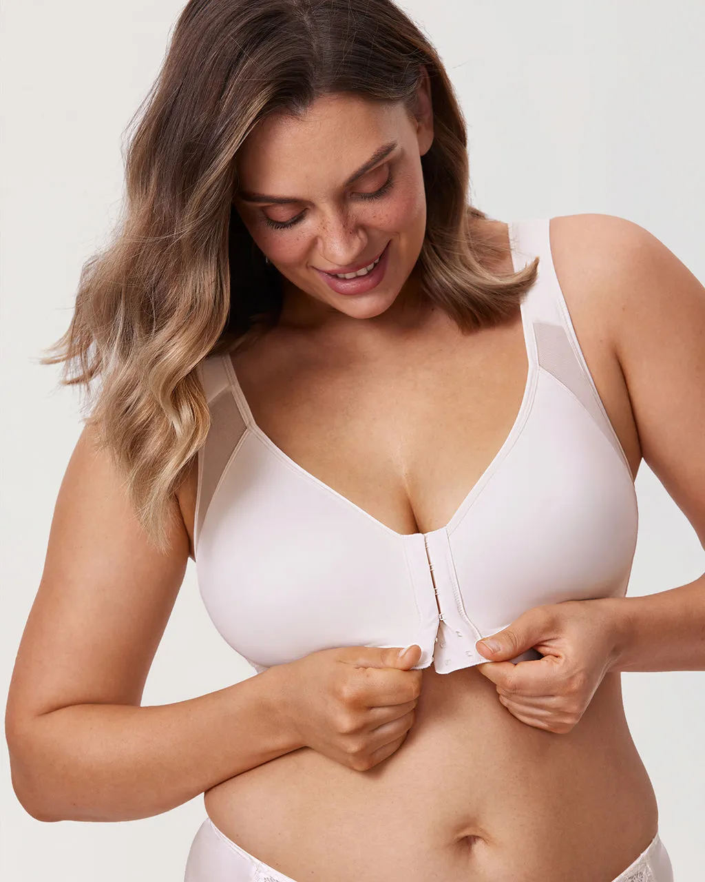 X-shaped Back Posture Bra sold by Essenther product image thumbnail 2