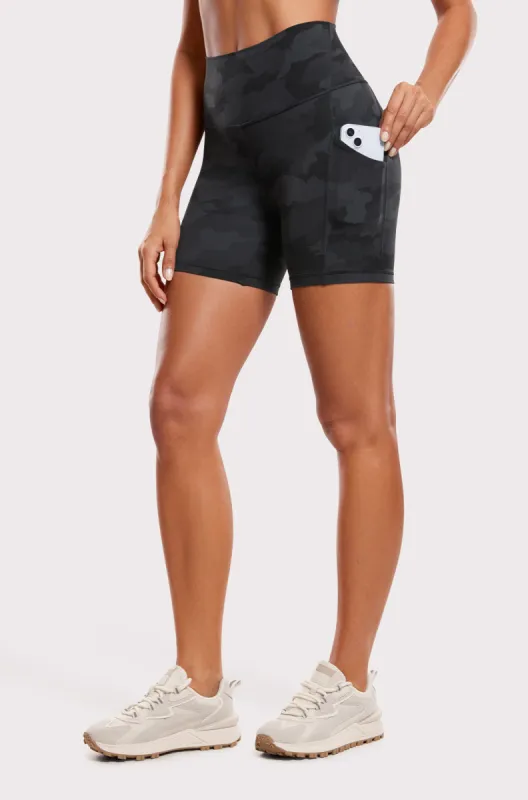 Stretchy Pockets Shorts 5" sold by Essenther