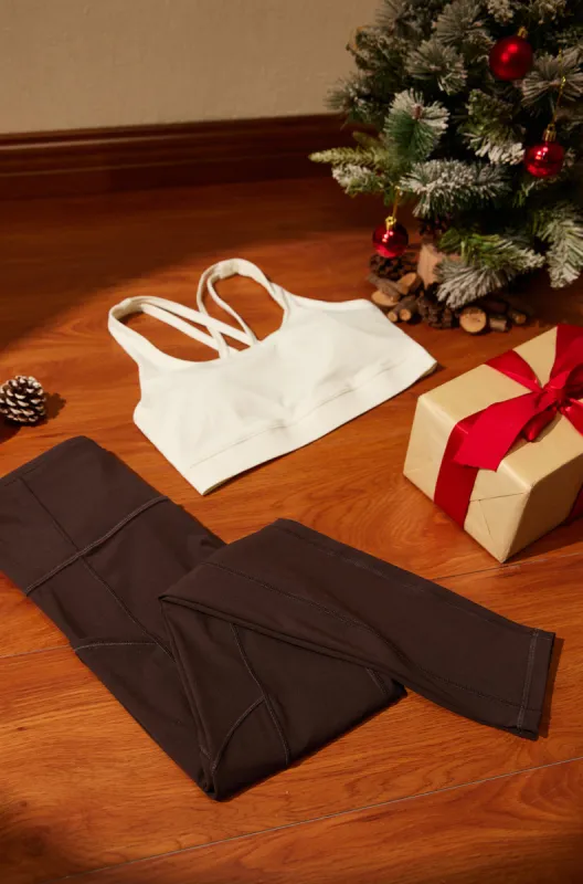 Yoga Bra & Legging Set sold by Essenther