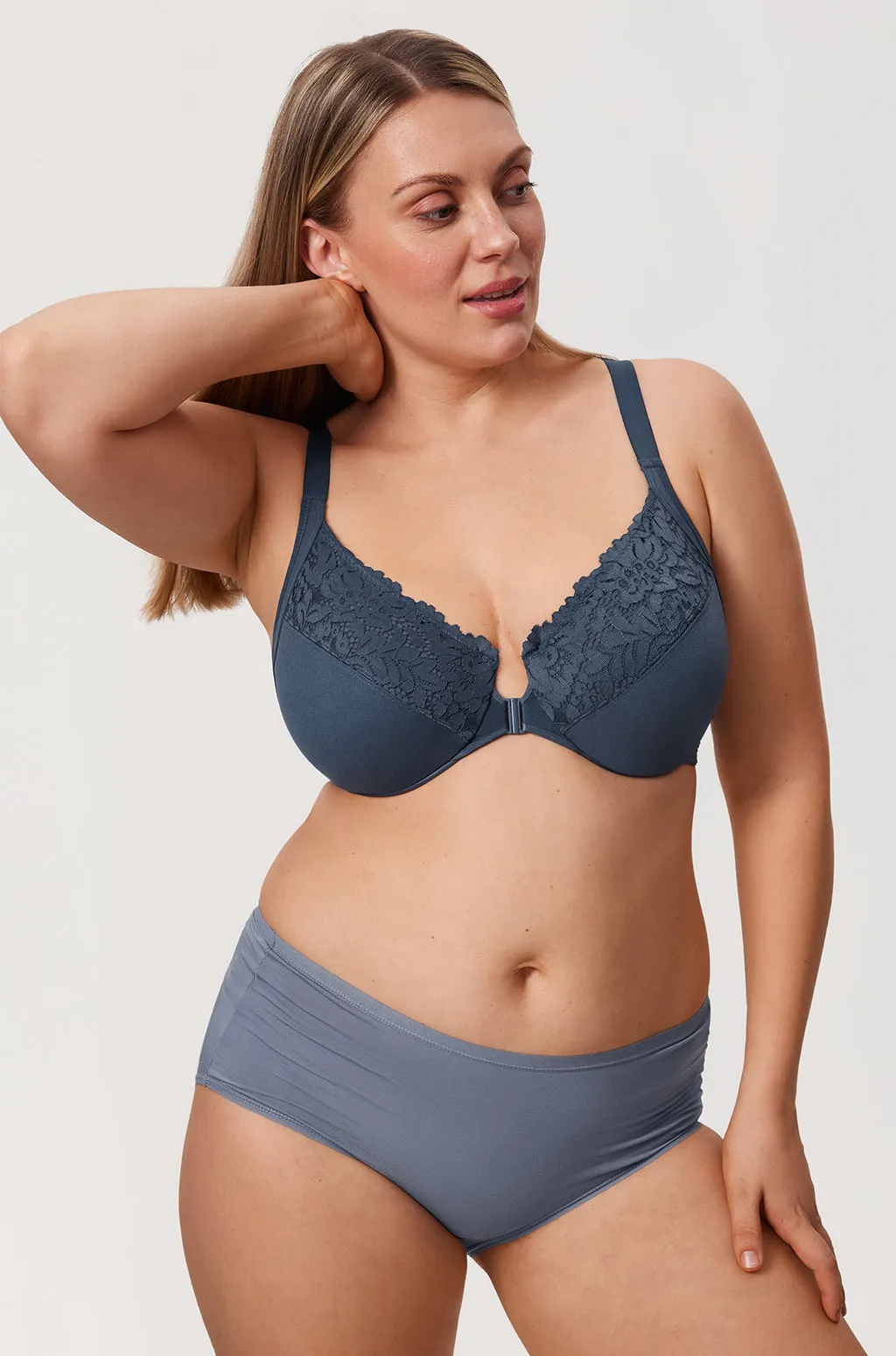 Lace Front Closure Posture Bra sold by Essenther product image thumbnail 3