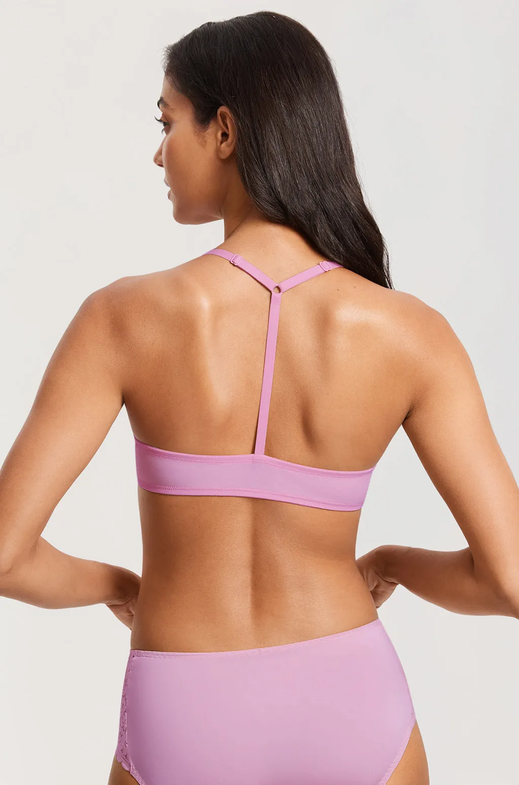 Lacy Mesh Front Closure Bra sold by Essenther product image thumbnail 4