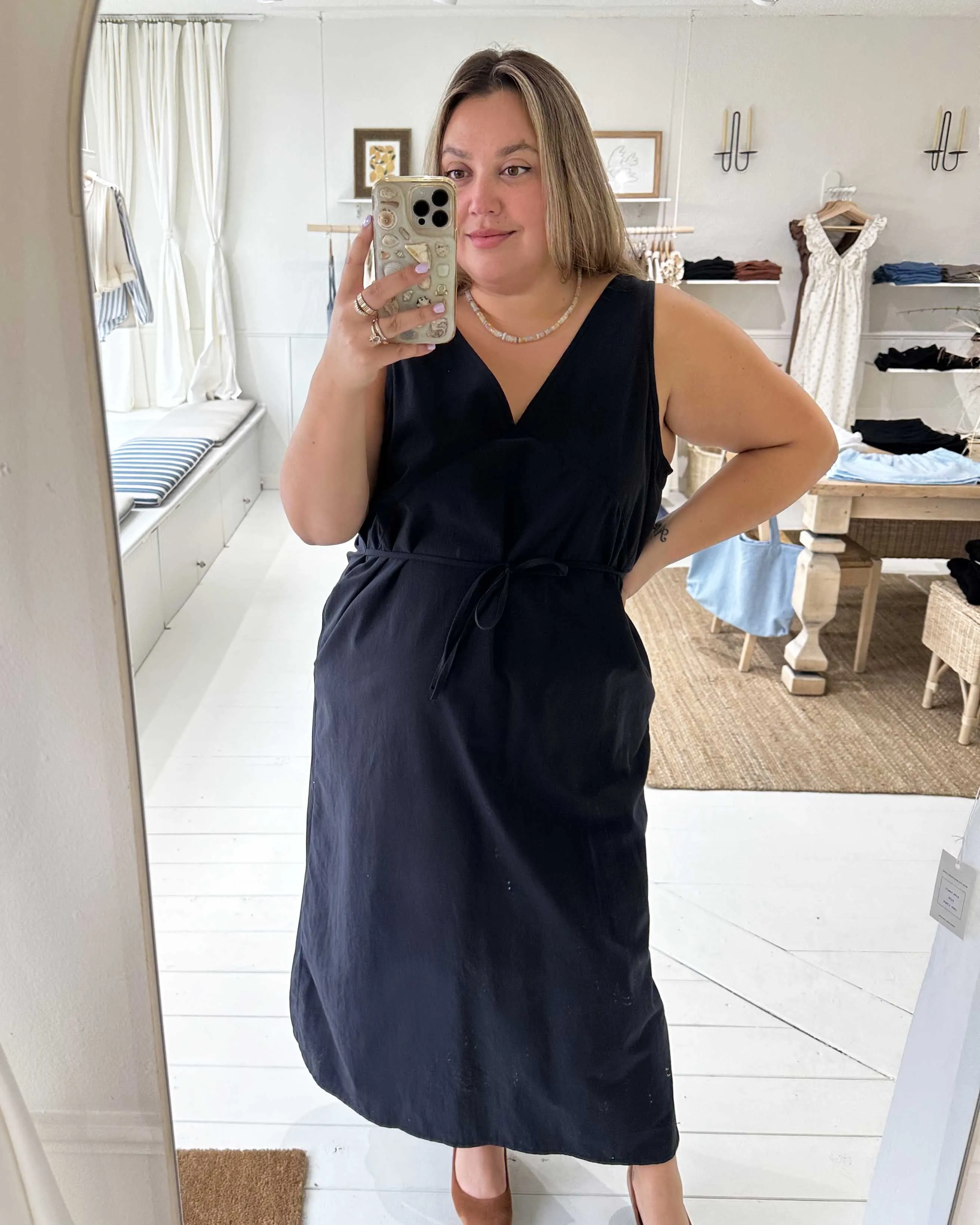 Last Chance | Margot Dress | Noir | XXL sold by Harly Jae