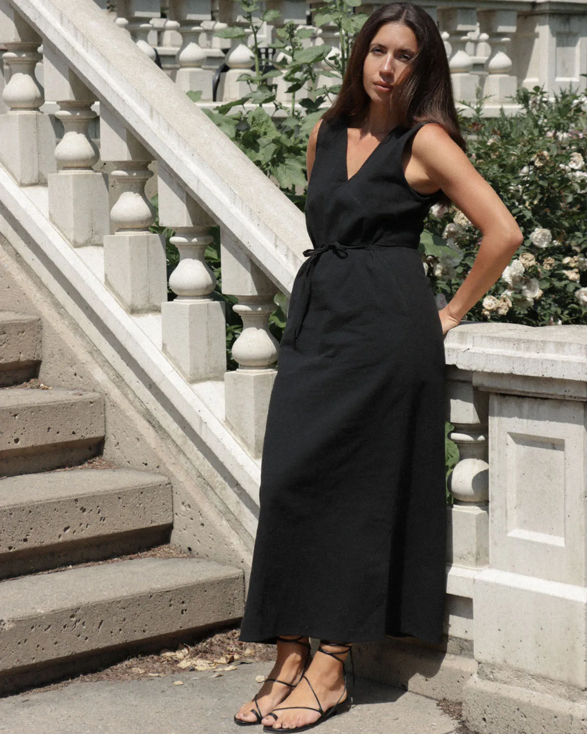 Last Chance | Margot Dress | Noir | XXL sold by Harly Jae product image thumbnail 4